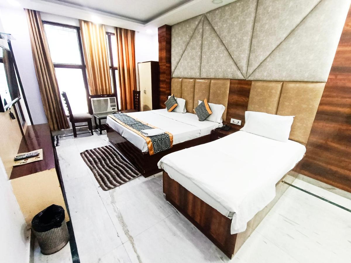 Hotel Krone Near Igi Airport Delhi New Delhi Eksteriør billede