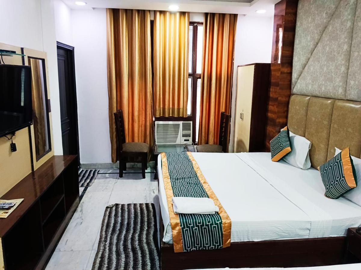 Hotel Krone Near Igi Airport Delhi New Delhi Eksteriør billede